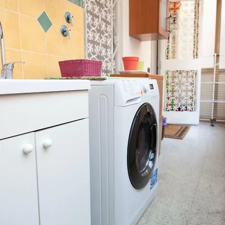 Nyaraló Maman Suite, Center Near Molo Beverello